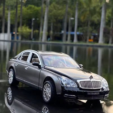 1:24 MAYBACH 62S ALLOY DIECAST MODEL